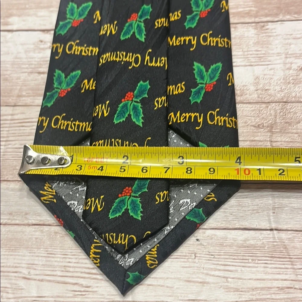 Christmas Merry Christmas Themed Tie with Holly Design